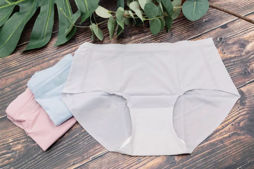 比杜蕾斯还薄,比杜蕾斯更薄的是什么品牌