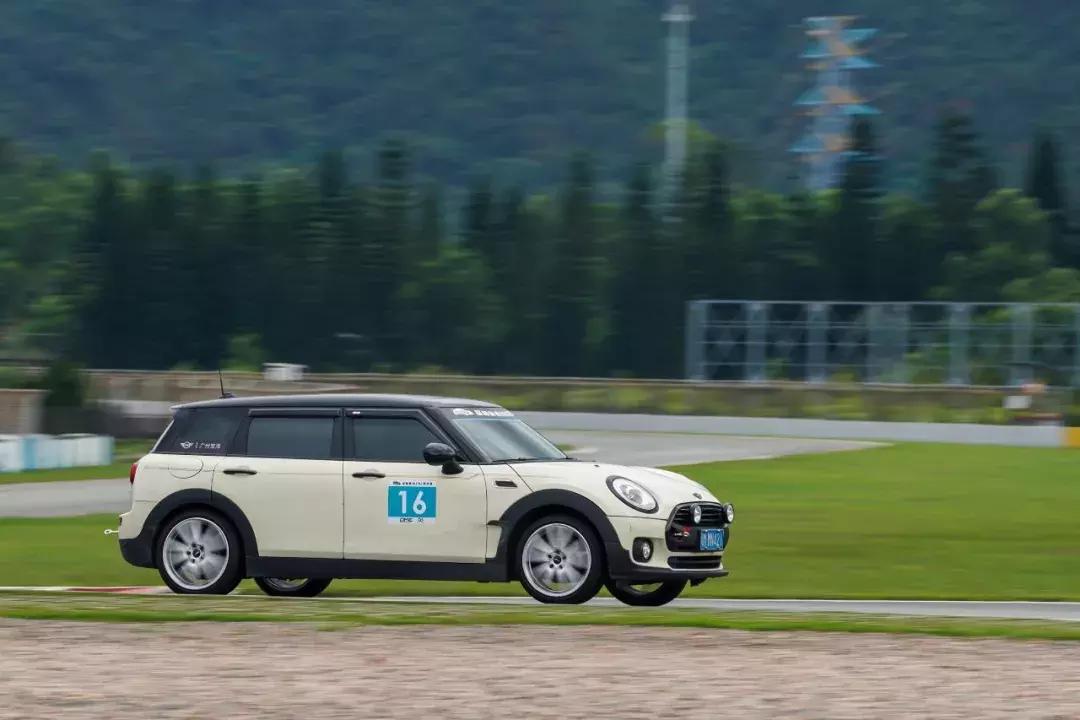 为了这场比赛，我买了一台MINI！