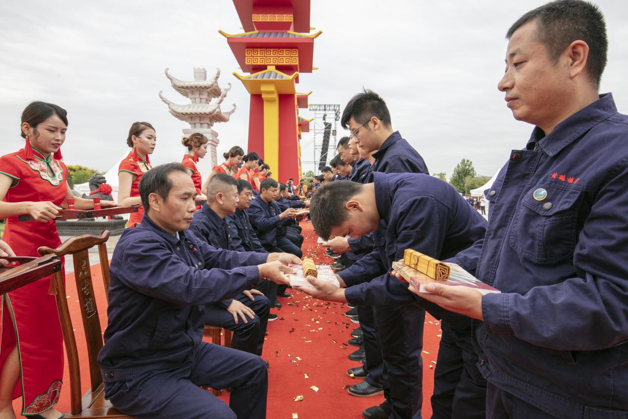 祭酒神仪式,祭酒神红高粱