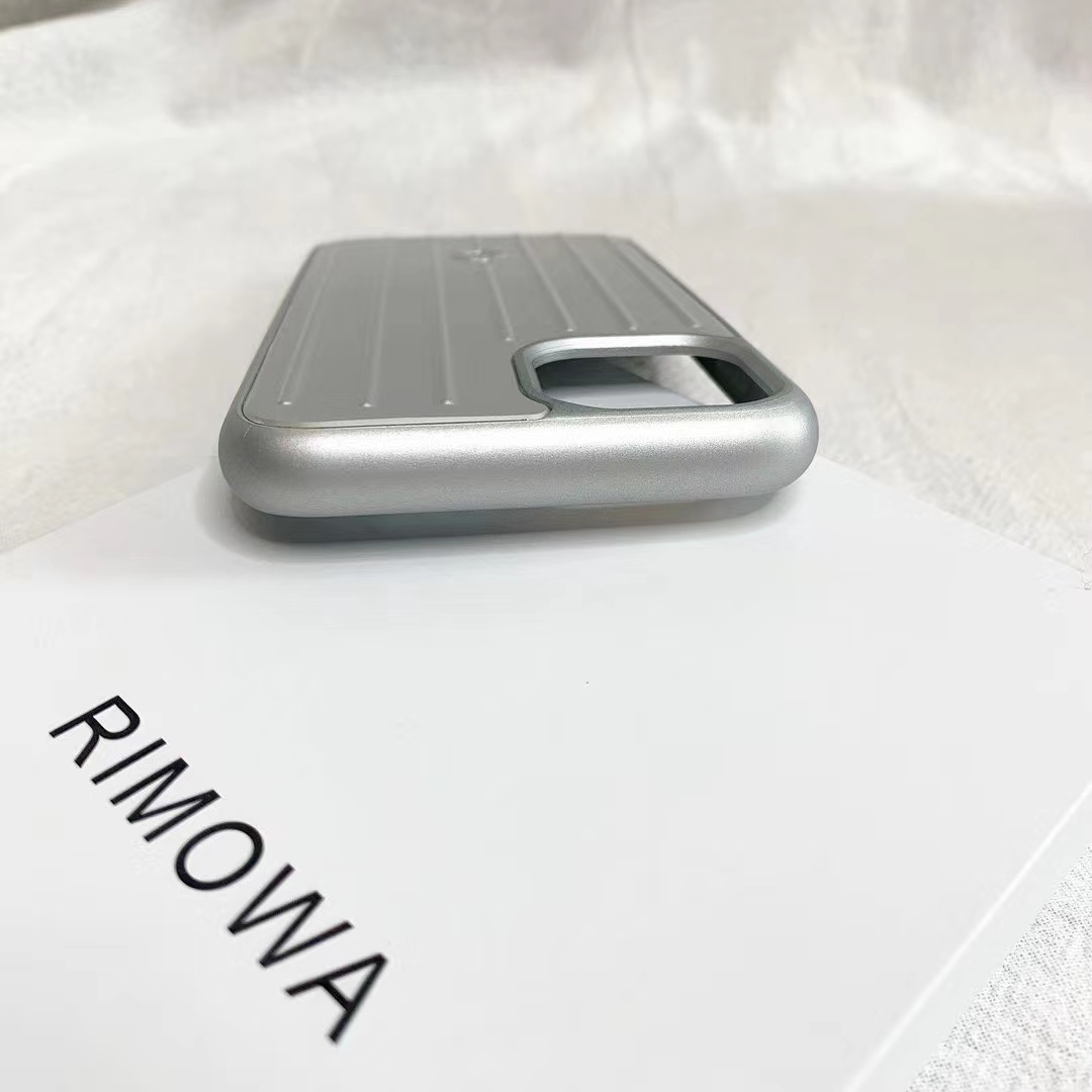 可以做手机壳的图片,可以做背卡的透明手机壳