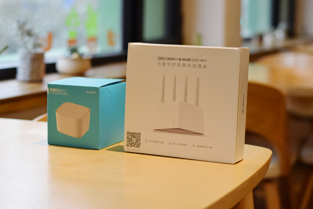 怎样给路由器增加外置天线,路由器天线内置好还是外置好