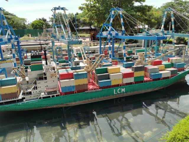 全球与乐高齐名的主题乐园,类似主题乐园