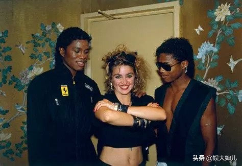 迈克杰克逊与麦当娜关系如何,当年麦当娜致敬迈克杰克逊