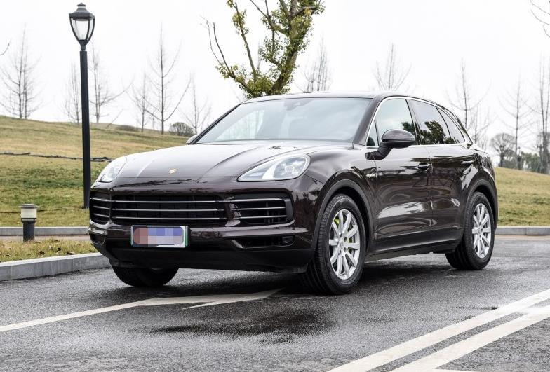 131万提了辆保时捷卡宴，才跑了8250公里，车主：一肚子话要说