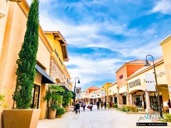 嗨购奥莱,捡漏品牌奥特莱斯