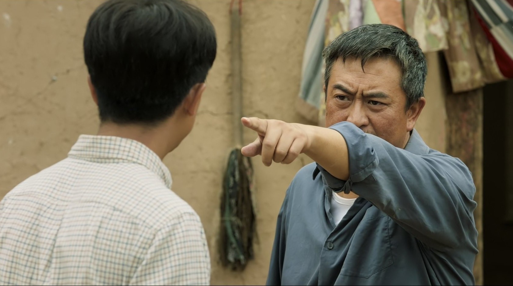 山海情42集电视剧张嘉译的片段,张嘉译山海情精彩演技