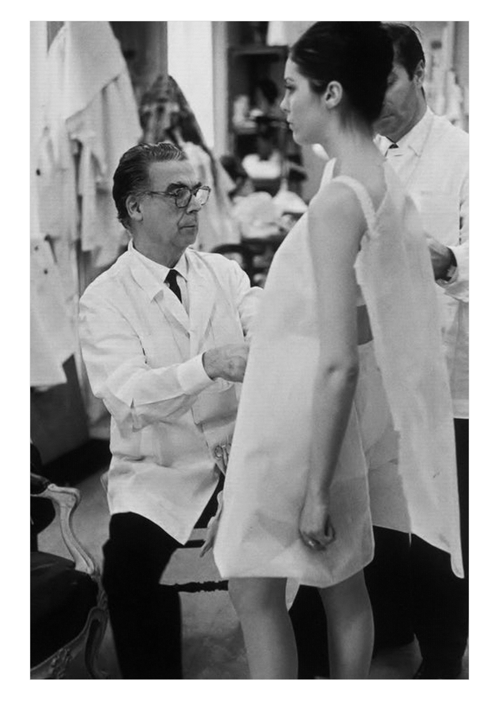 巴黎世家为何被淡忘,巴黎世家的创始人以及创始时间