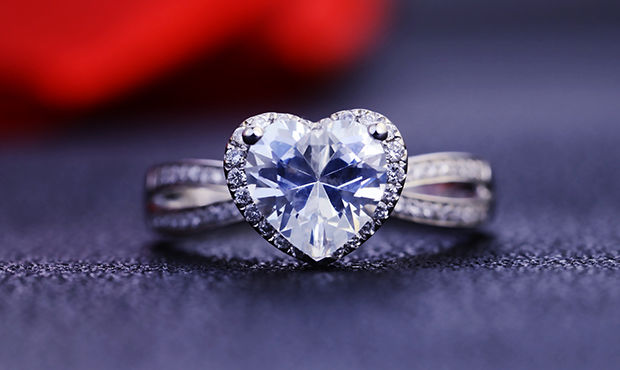 预算1万买1克拉钻戒不是天方夜谭,预算1万2钻戒
