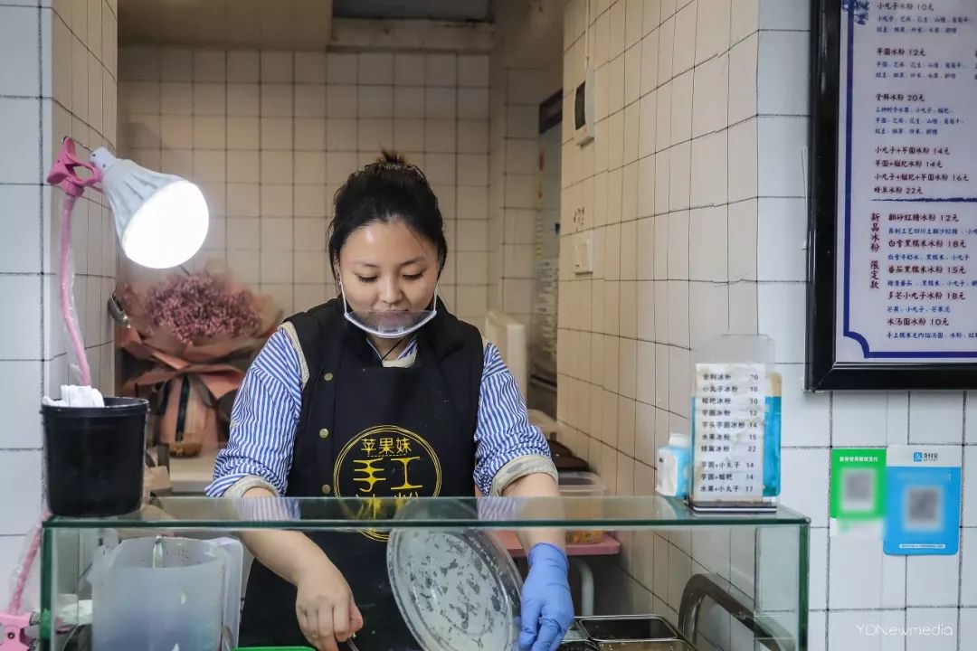 在武汉能吃遍全球,在武汉体验一番春夏秋冬