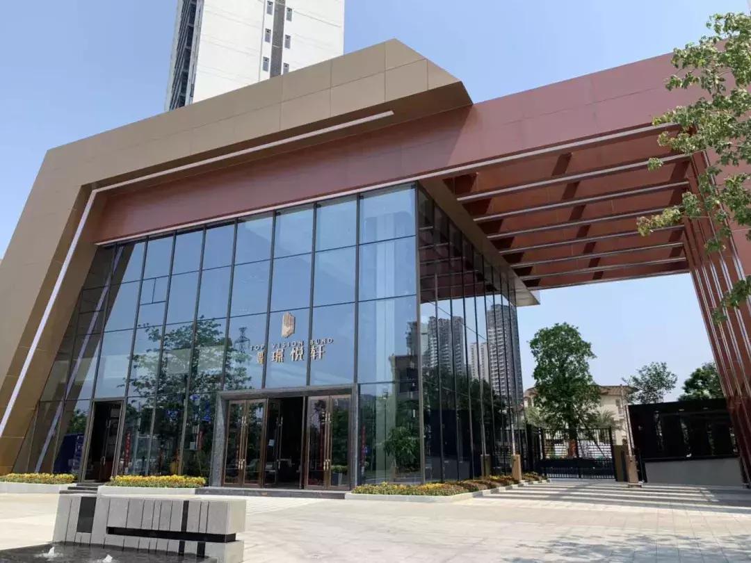 板上钉钉2万+，中山又一顶豪？博爱路华鸿新盘杀出，推146-162平