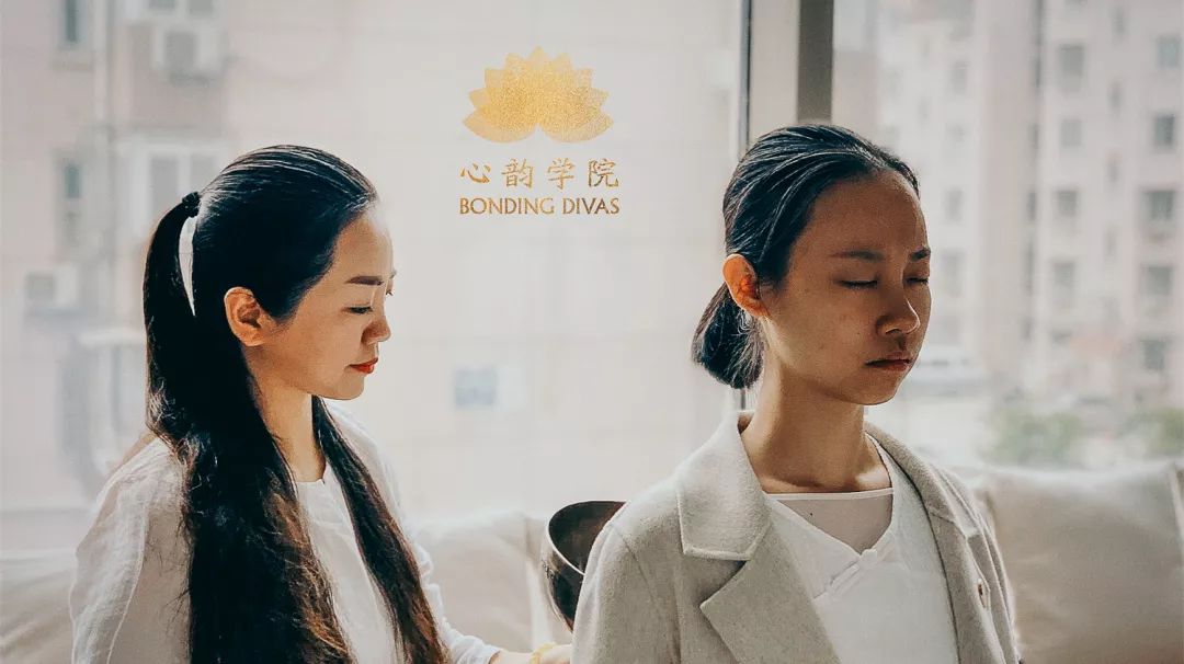 越独立的女人，越充满力量|心韵同门莉莉