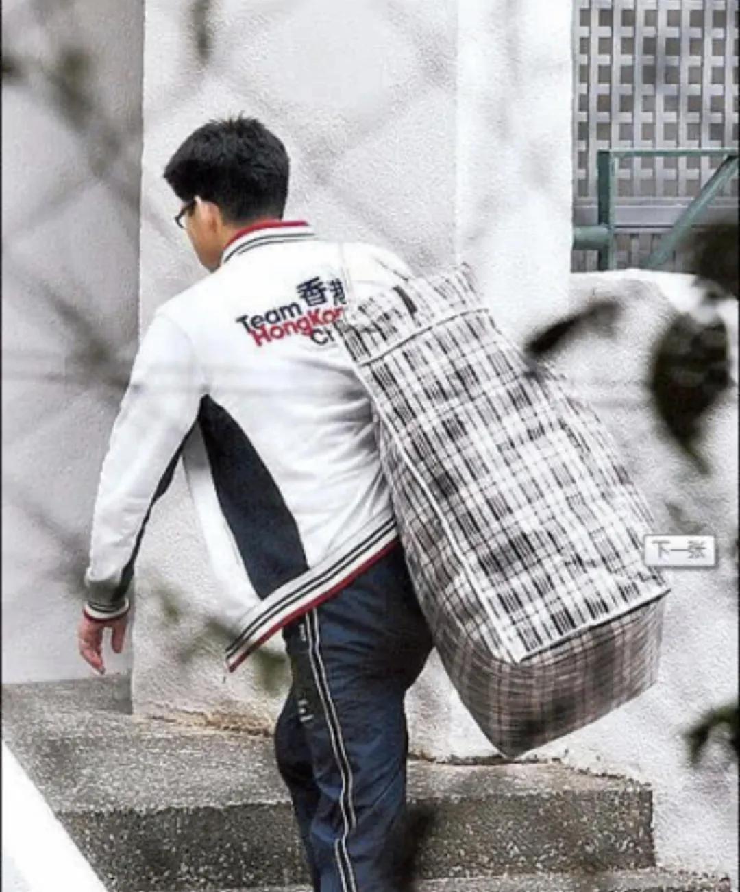 三房太太,13名子女,争夺几百亿家产,霍家宫斗比港剧精彩多了