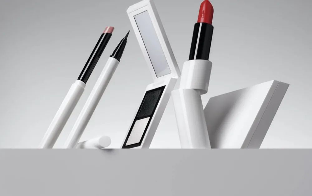 Zara平价美妆有点迷…可替换口红管有啥意义？既没颜值又不可降解…