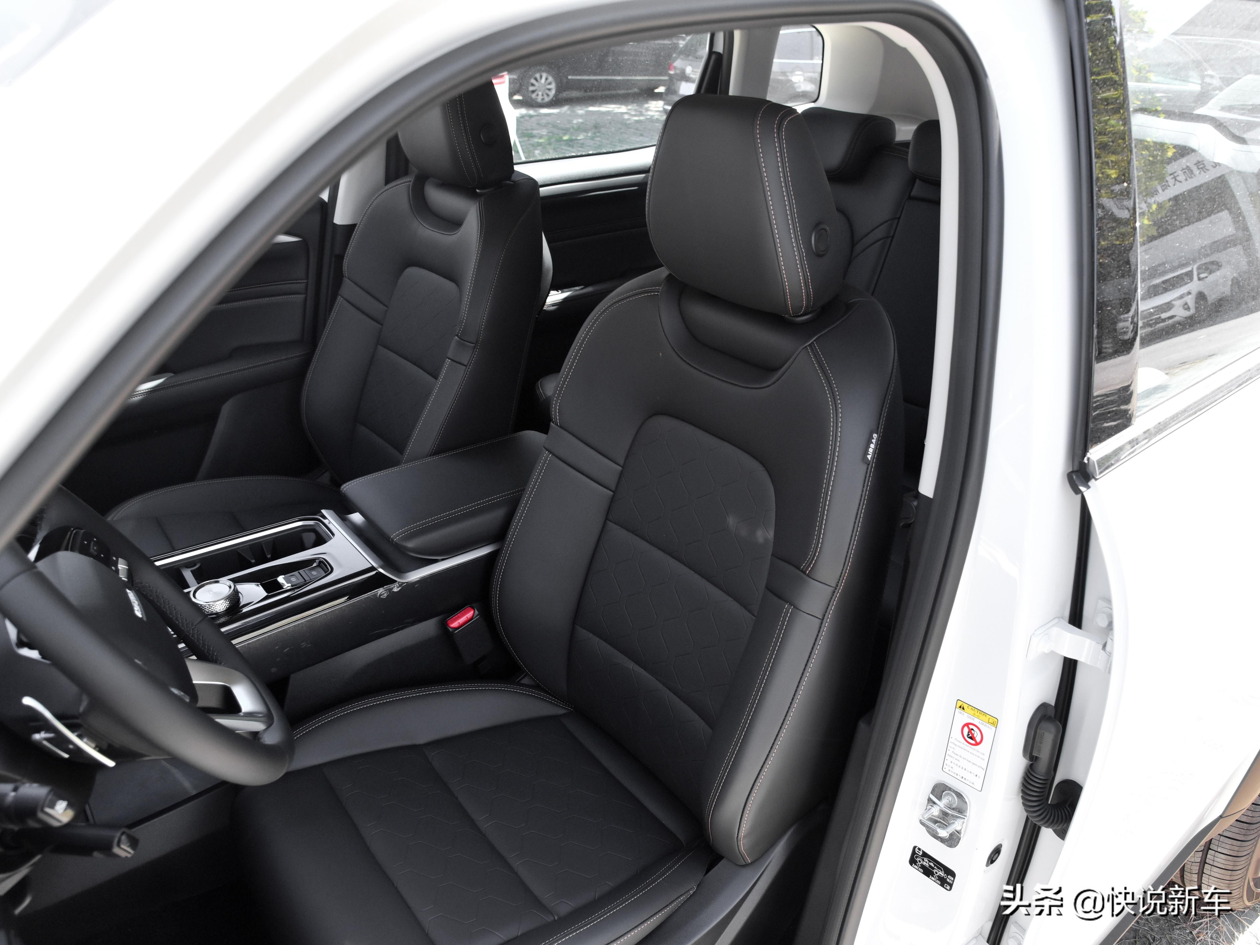 沉浸式体验20款四驱哈弗大狗,高端大气外观好看空间够大