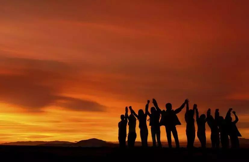 房地产将来的趋势房价会大跌吗,房地产萎缩之后房价会怎样