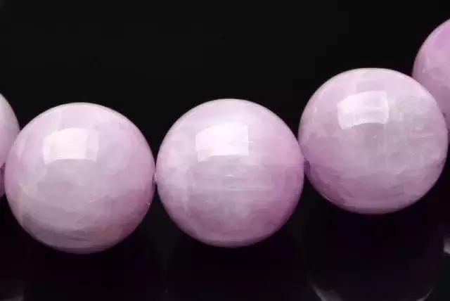 沉香手串怎么保养,核雕手串怎么保养