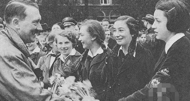 东线的德国护士：在苏联俘虏中等待他们的是什么