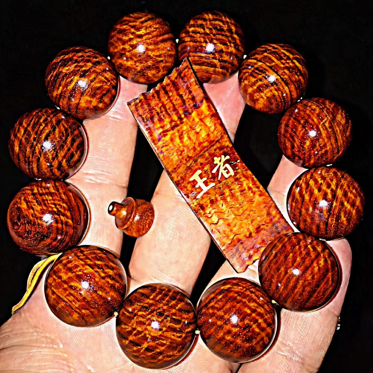 文玩盘玩效果最好的方法,各种文玩盘玩方法大全