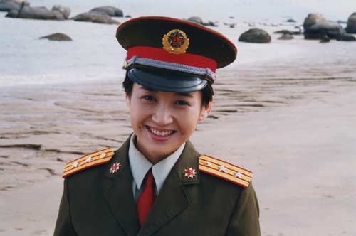 演军人的明星多少位,演军人的6位女星