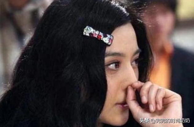 爱挖鼻孔的孩子如何纠正,爱挖鼻孔的小孩怎么教育