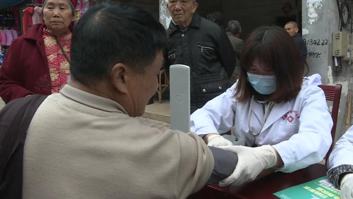 你来说一说：发生在南充嘉陵龙蟠的这件事，是不是极度舒适？