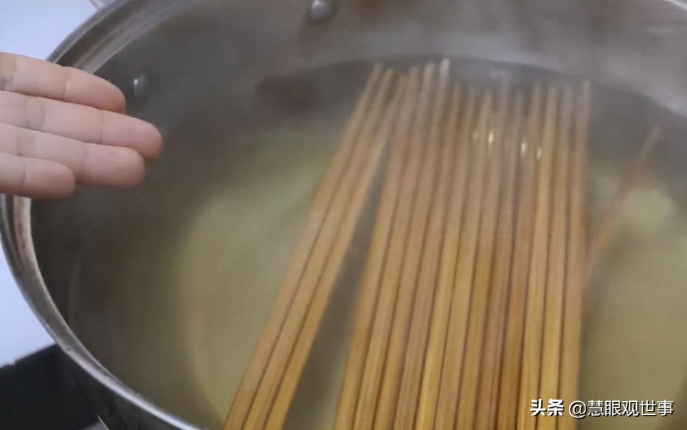 《侯海洋基层风云》中豆花馆子发生的故事