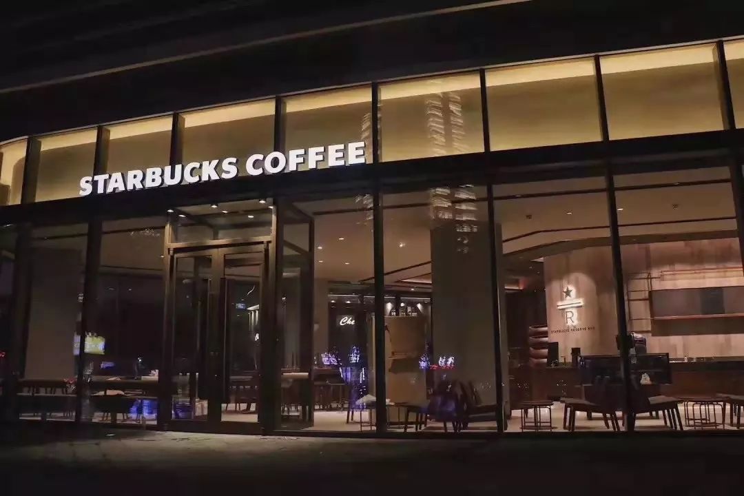 郑州建业凯旋广场，拿什么撑起「花园路四巨头」？