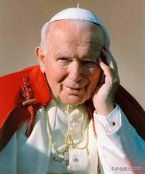 世界上的超级小国:文莱全民富豪,梵蒂冈数百亿资产,钱从何而来