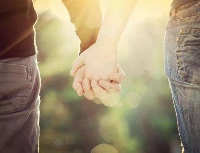 当你爱上两个人怎么办,如果同时爱上两个人怎么办