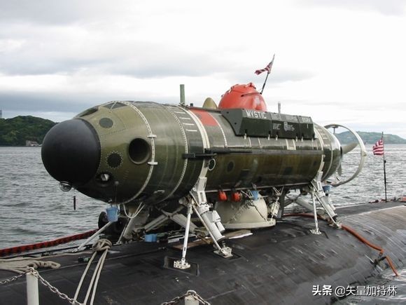 核潜艇出现事故怎么救援,中国潜艇事故自救