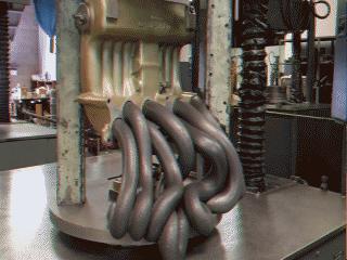 海绵上凹凸花纹怎么弄出来的,海绵怎么切又完整又好看