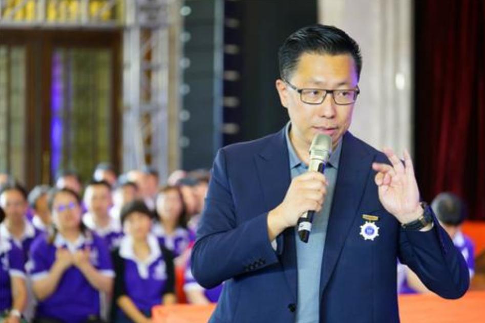 李阳疯狂现状,英语教父李阳