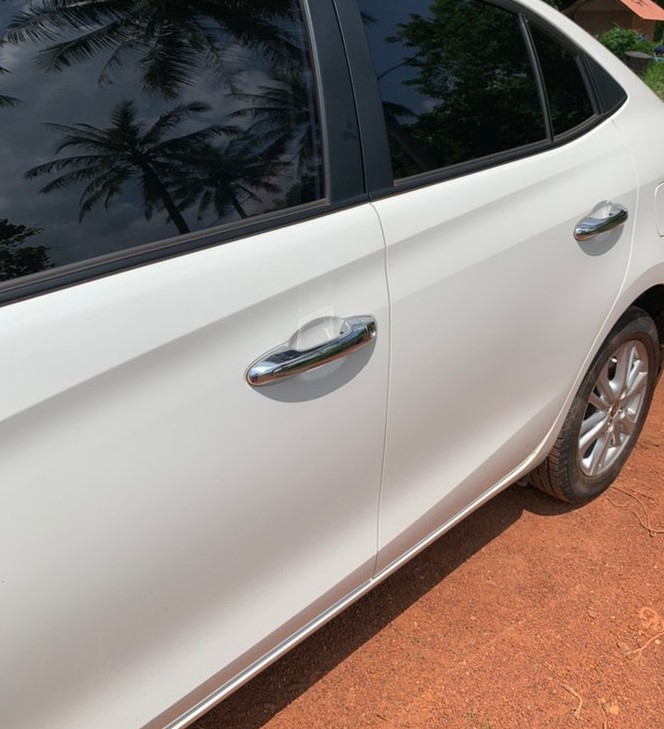 15款丰田威驰手动挡新车落地,丰田15万落地轿车