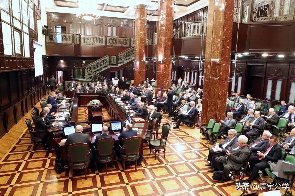 俄罗斯莫斯科国立大学申请条件,俄罗斯留学上学