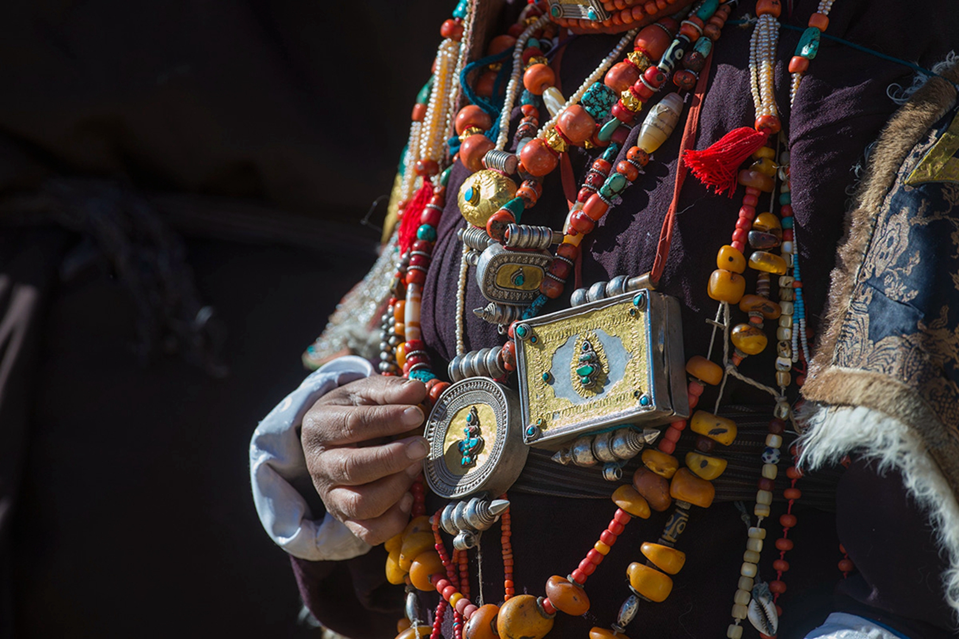 孔雀服饰的历史,孔雀服饰有哪些