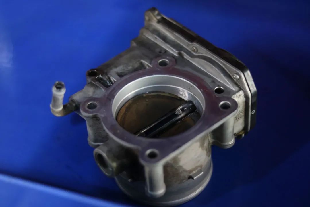 怪兽汽车翻新地址,怪兽修车翻新奥迪q7