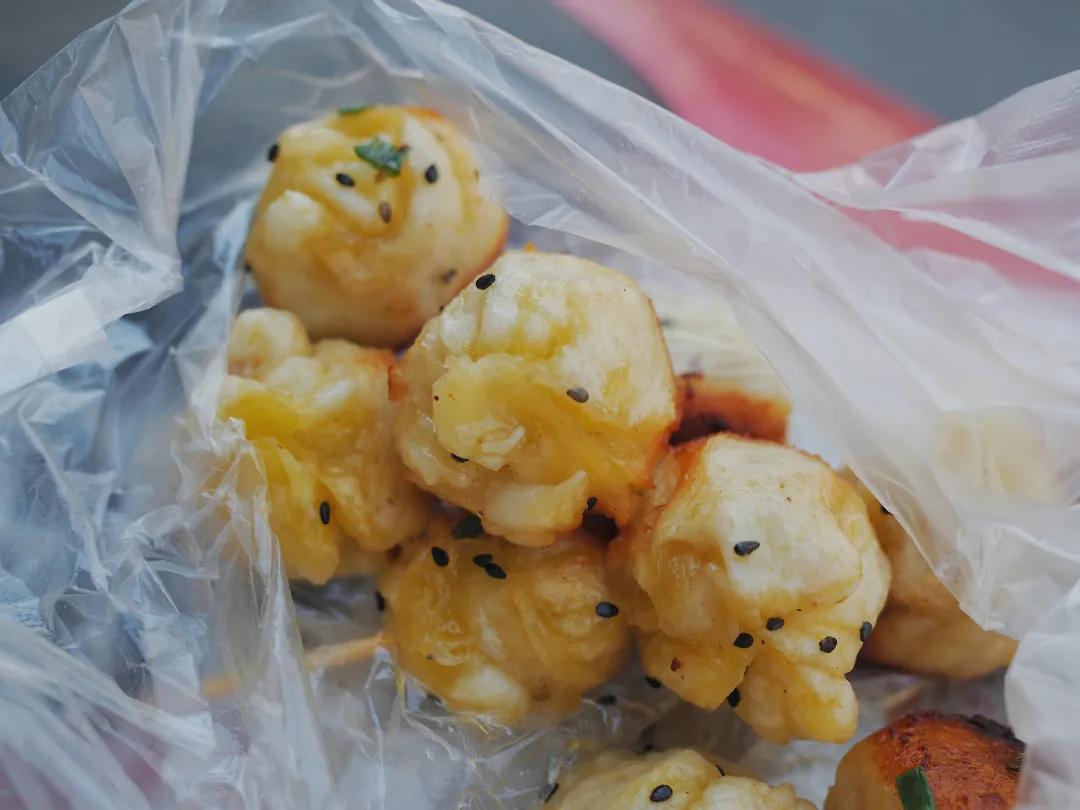 鍥炴潵浜嗙啛鎮夌殑鍩庡競,鍥炴潵浜嗚蛋鍦ㄧ啛鎮夌殑琛楅亾