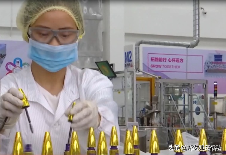 你的睫毛膏防水吗？彩妆基地一日游，带你解读睫毛膏的小秘密