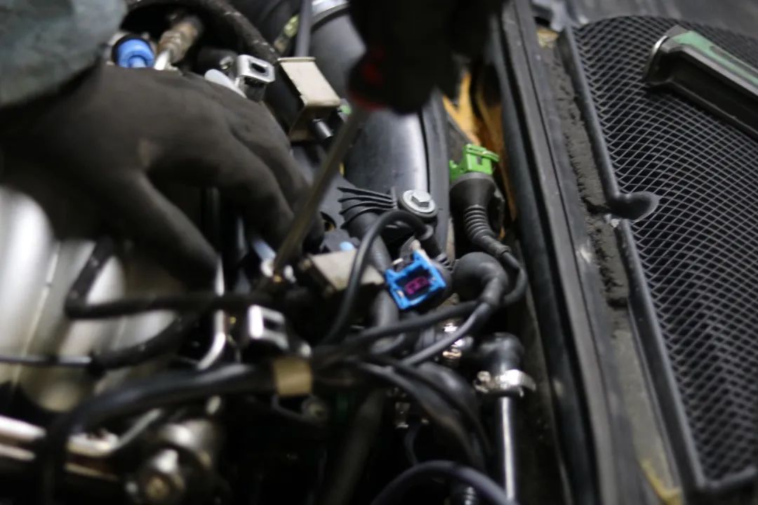 怪兽修车老途观,怪兽修车翻新艾力绅