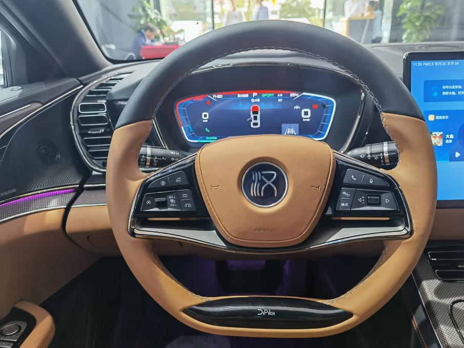 比亚迪汉ev丹拿版,汉丹拿极光蓝