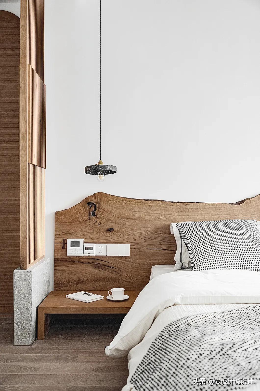 原木是让人清新脱俗的风格,现代简约和原木风混搭