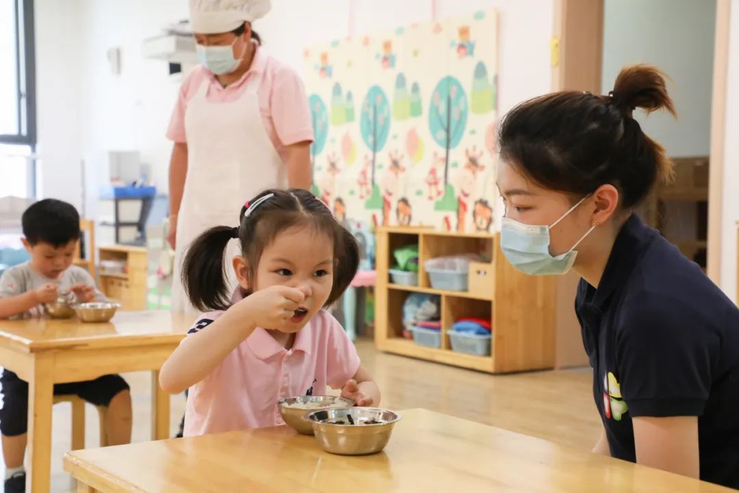 公立幼儿园不让孩子上学怎么处理,公立幼儿园可以春季入学么
