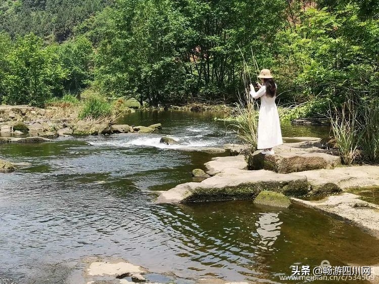 成都黄果树瀑布周边景点,成都瀑布玩水一日游