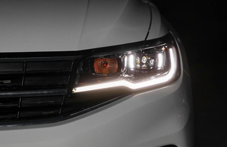 喜欢宝来的怎么选,喜欢手动挡的车