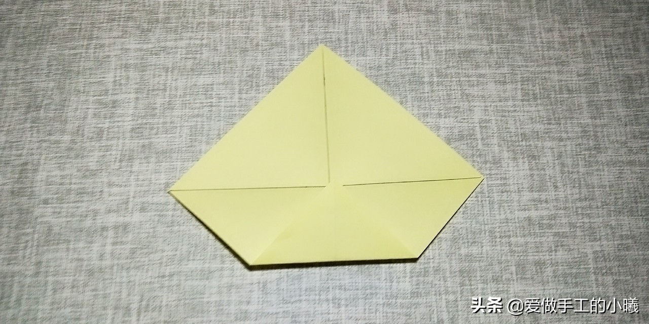 最简单的折纸金刚狼爪教程,用折纸折金刚狼爪