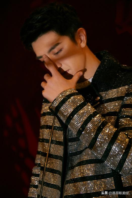 金瀚巴黎时装周,戚薇金瀚巴黎时装周