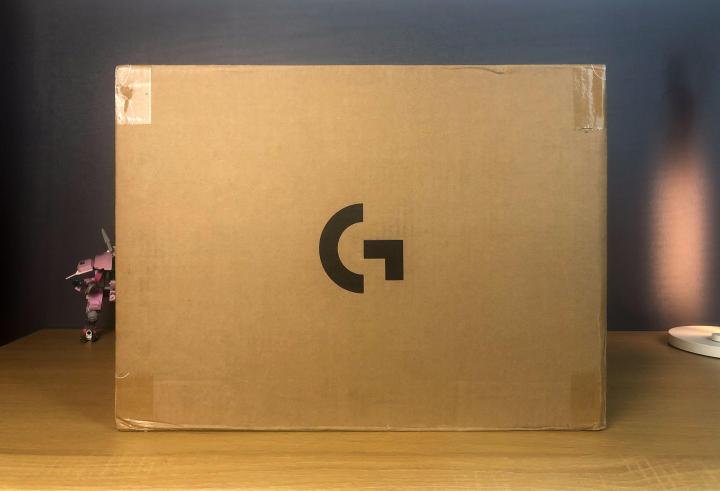 罗技g923力反馈方向盘 (开箱体验罗技g923赛车方向盘)