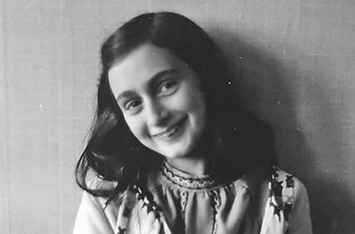 她以为没人会看她的日记，去世后却拥有了一亿读者