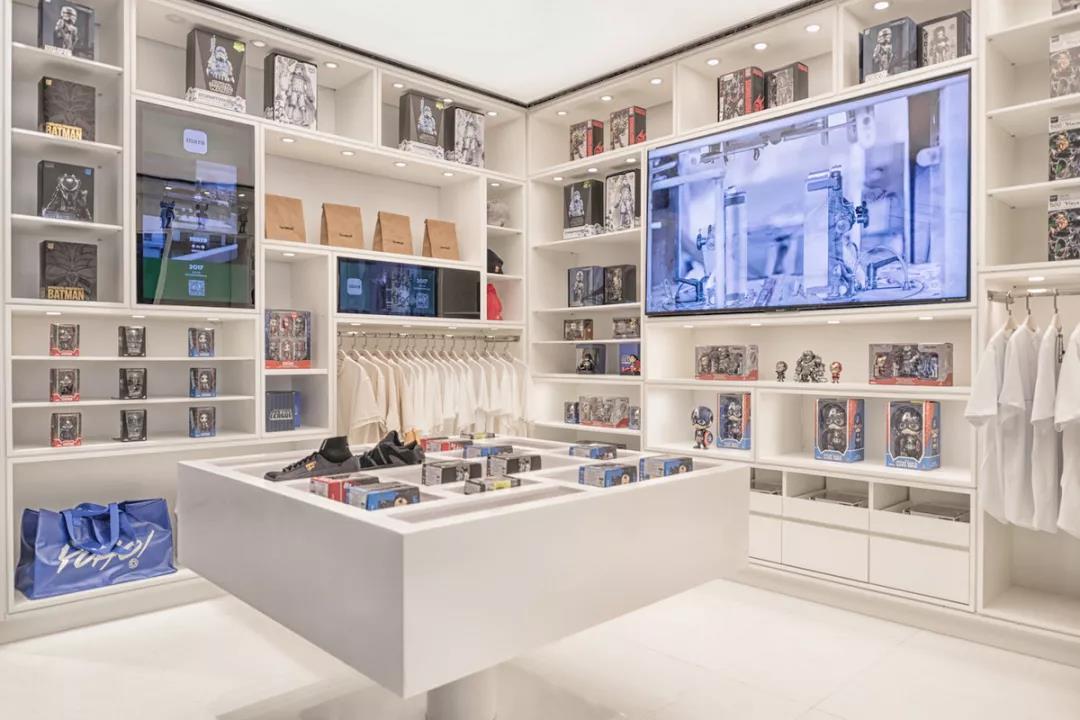 媒体+零售线上线下一体的Yoho集合店，年轻潮人们的集合地！