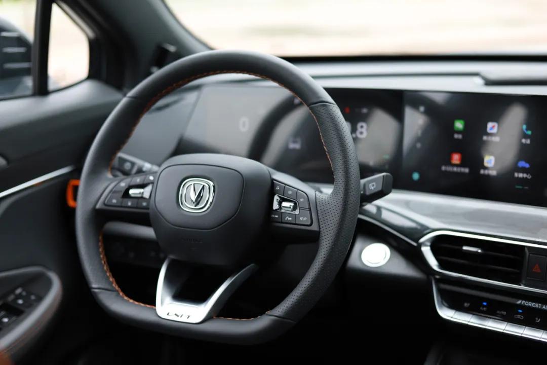 与宝马x1同级别的suv,新款宝马x1大小与长安cs55对比